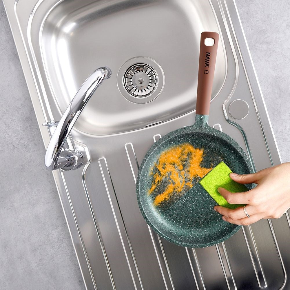 Frying pan with 5-layer non-stick granite coating