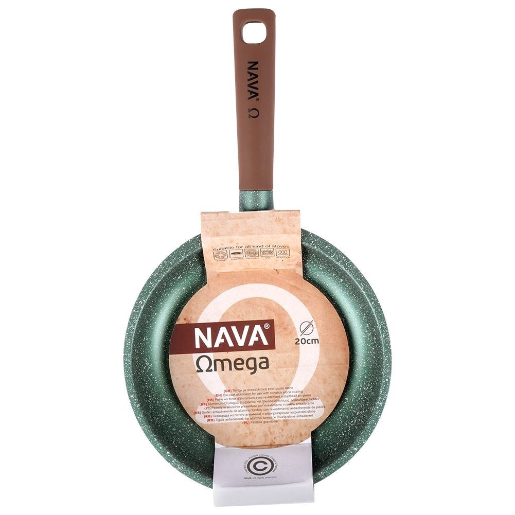 Frying pan with 5 layers, non-stick, dishwasher safe.