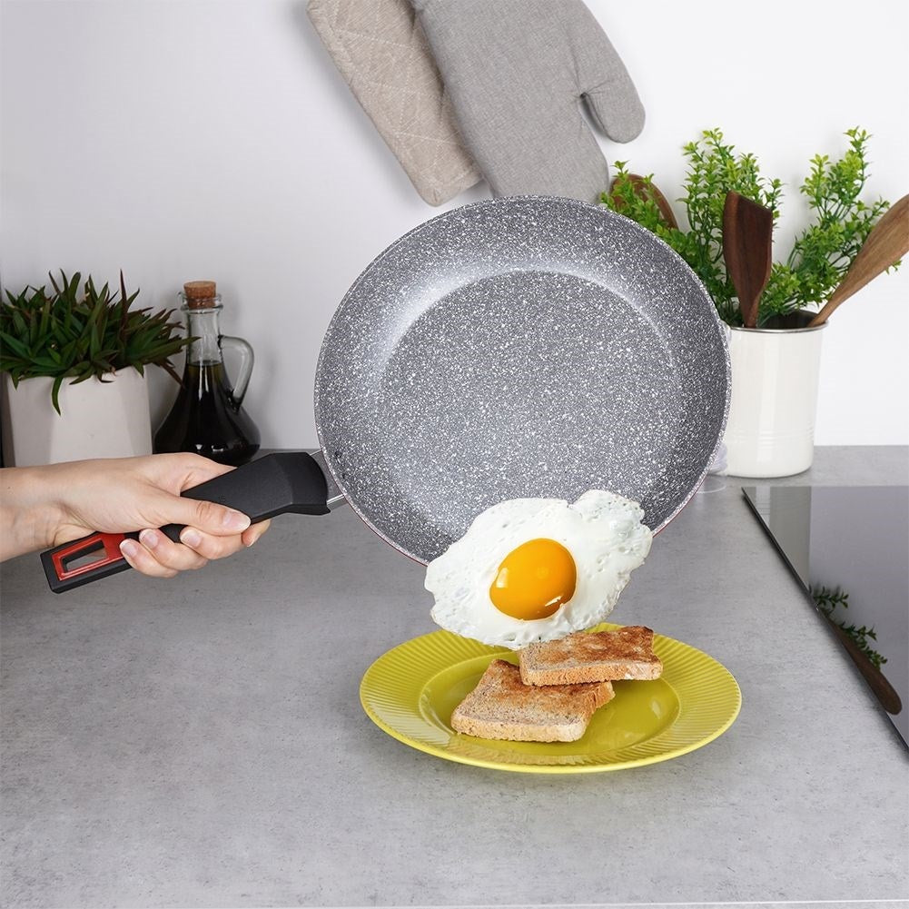 Frying pan with Five-layer Non-stick Granite coating