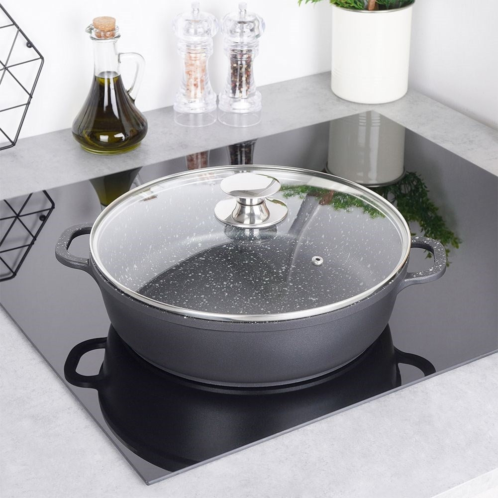 Frying pan with Pfluon Granite coating for all stoves