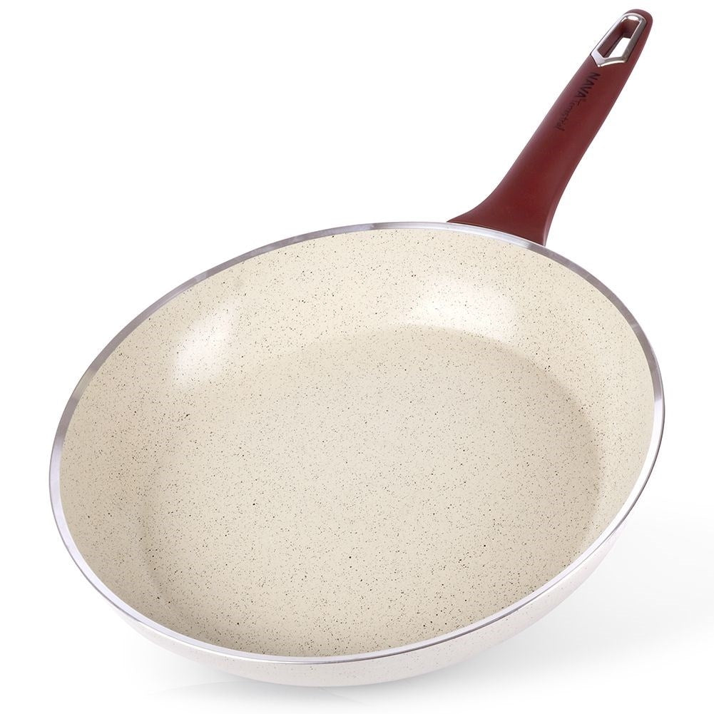 Frying pan with non-stick ceramic coating, dishwasher safe