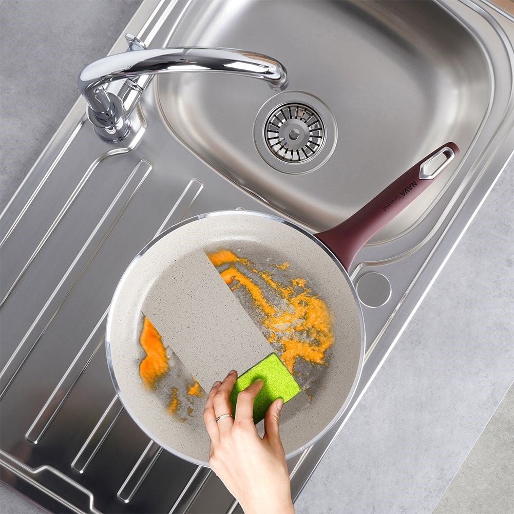 Frying pan with non-stick ceramic coating, dishwasher safe