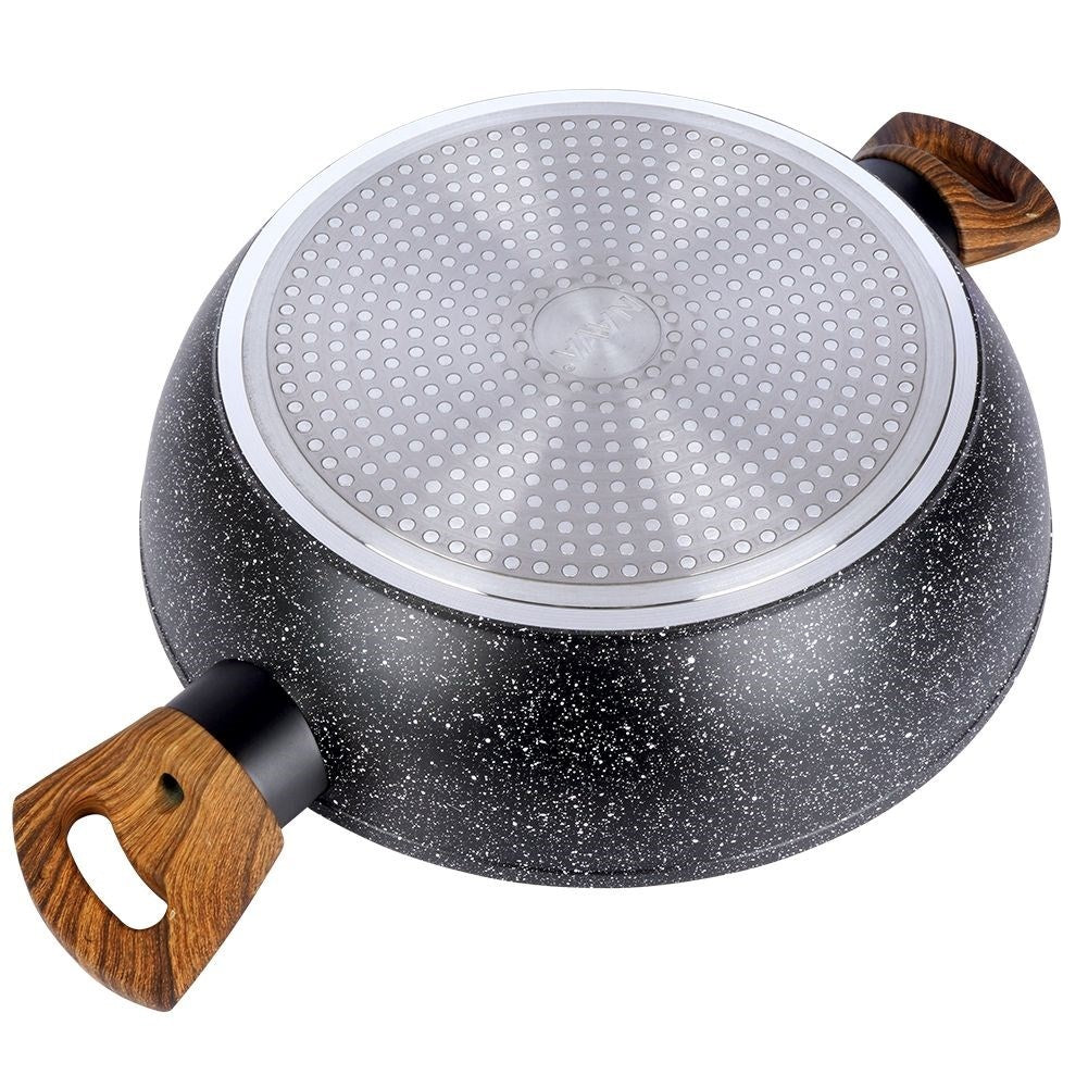 Frying pan with non-stick granite coating and lid
