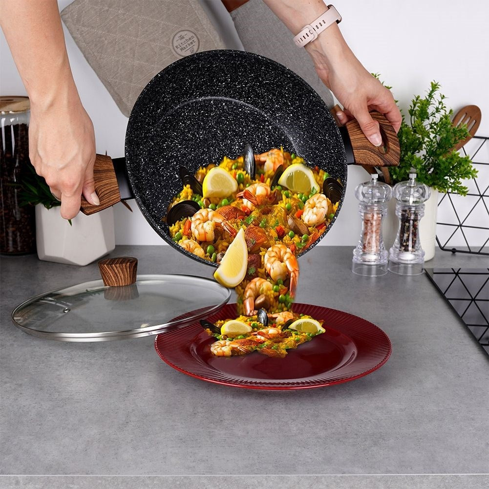Frying pan with non-stick granite coating and lid