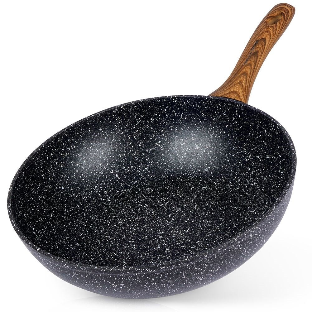 Frying pan with non-stick granite, fits all stoves, dishwasher safe