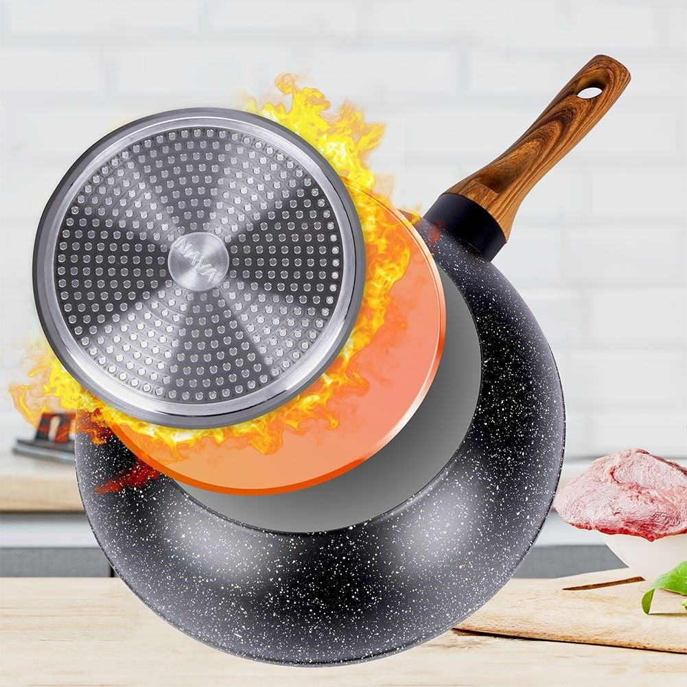 Frying pan with non-stick granite, fits all stoves, dishwasher safe