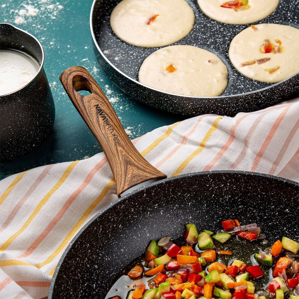 Frying pan with non-stick granite for all stoves, dishwasher safe