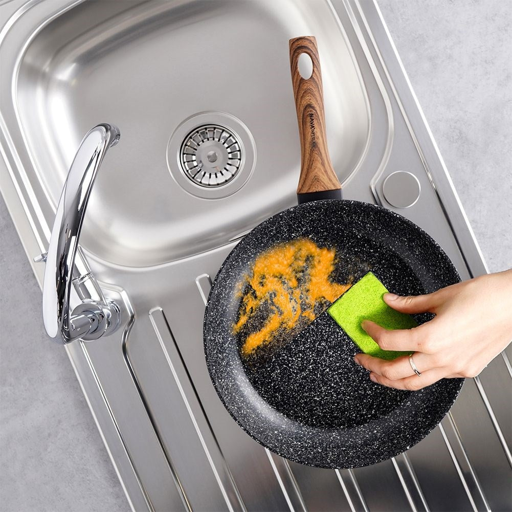 Frying pan with non-stick granite surface, for all stoves and dishwashers.