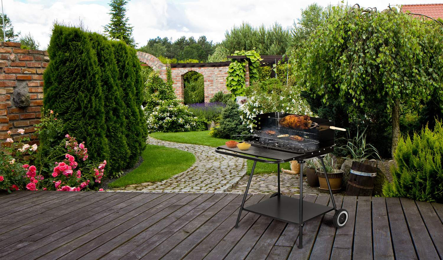 GARDEN BARBEUE WITH SKEWER