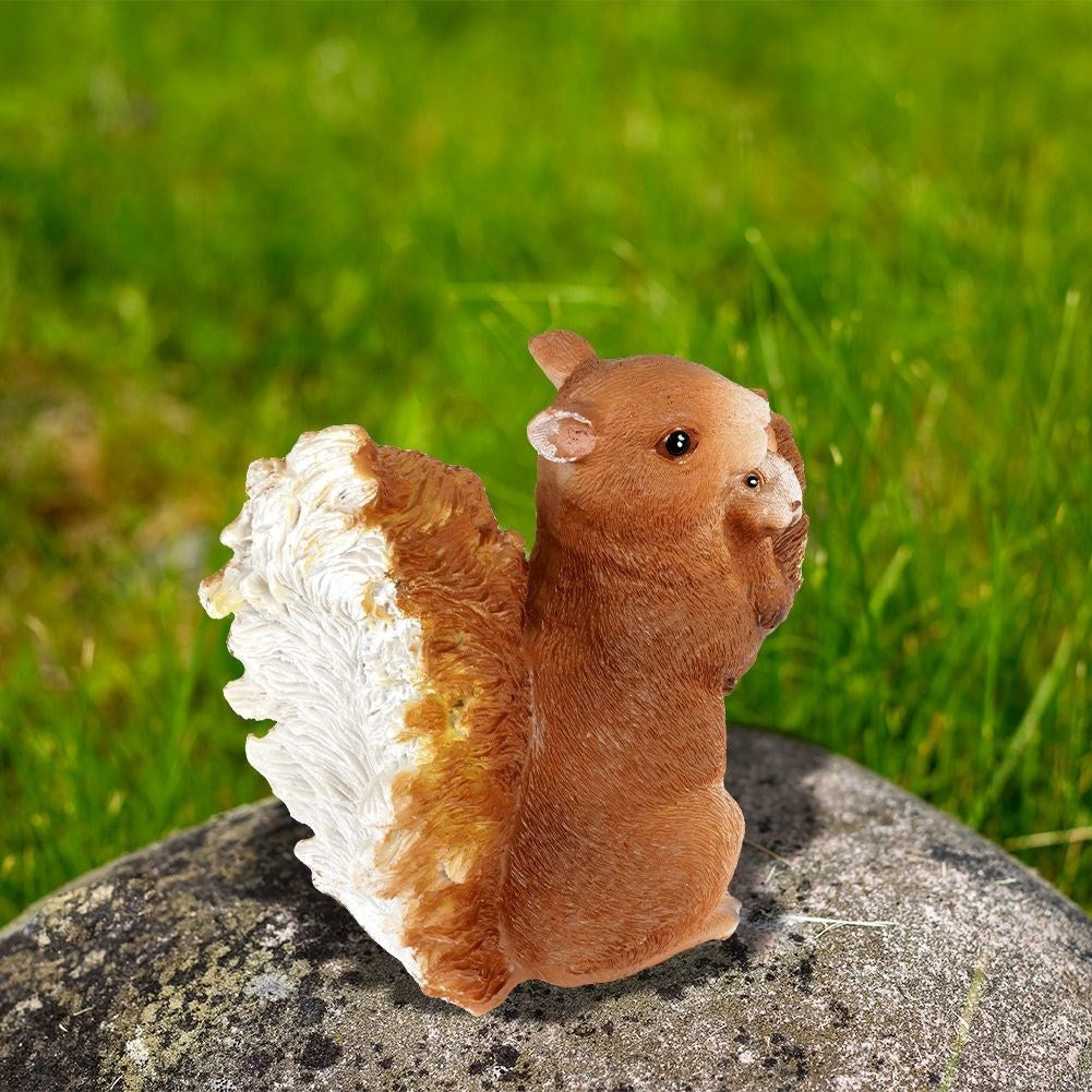 Garden Figurine Squirrel with Cub - Detailed Synthetic Stone