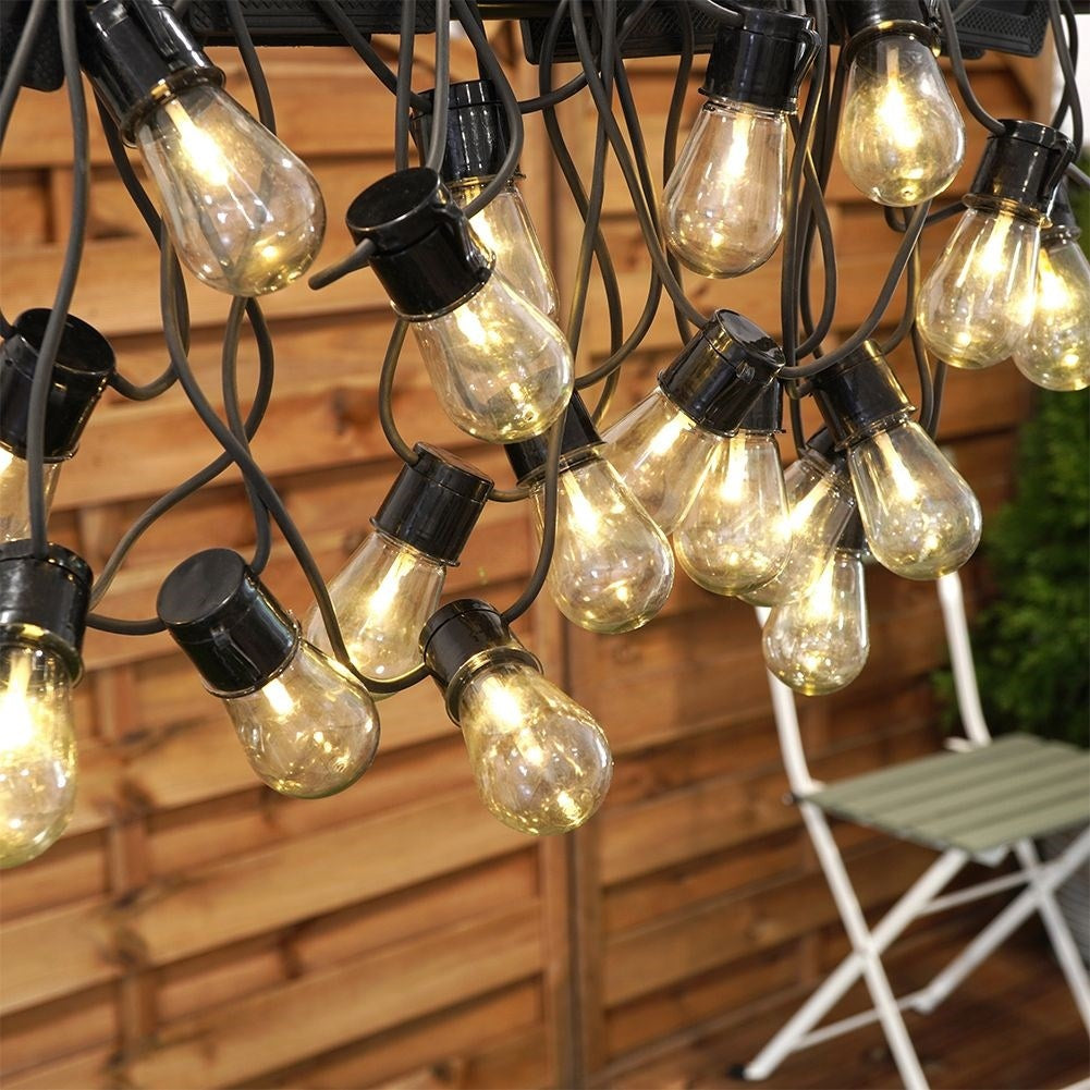 Garden loop with 10 warm white LED lights and timer function