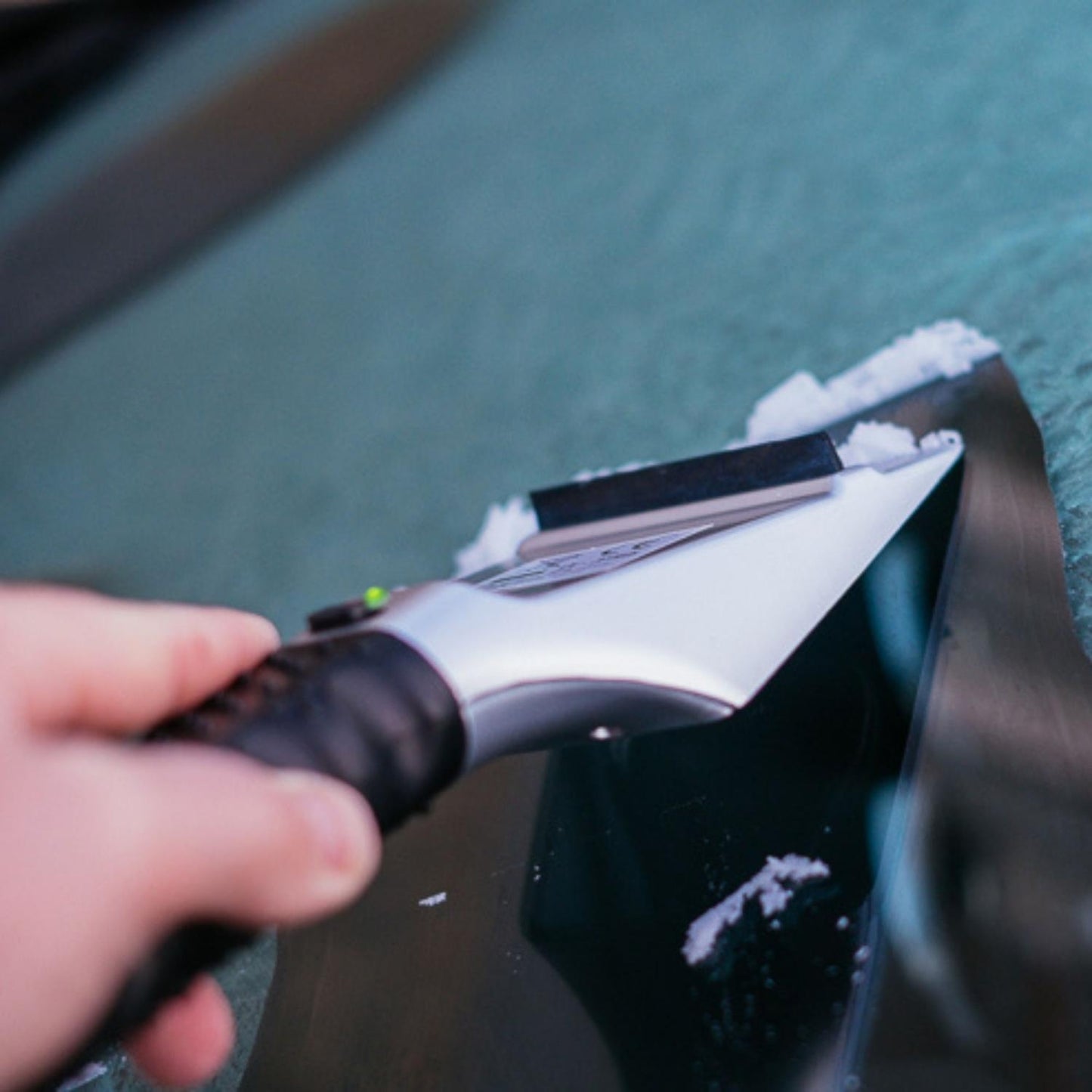 Genius Ideas Heated Ice Scraper