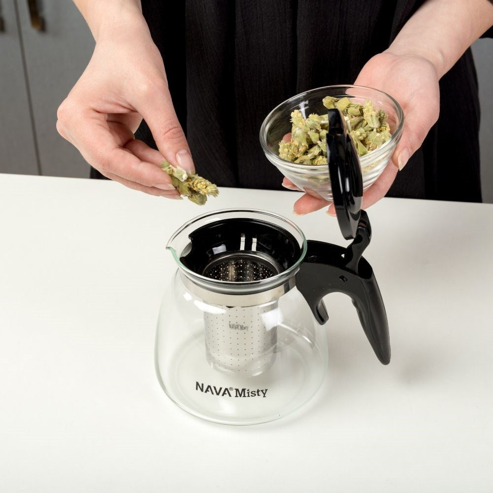 Glass Jug with Removable Infusion Insert and Lid