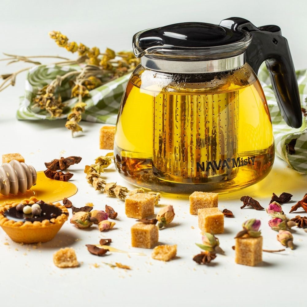 Glass Jug with Removable Infusion Insert and Lid