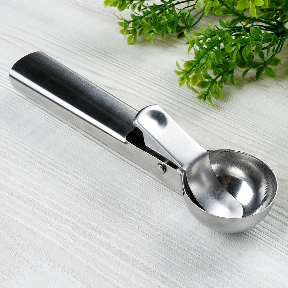 Glass Scoop in Stainless Steel - Durable & Easy to Clean
