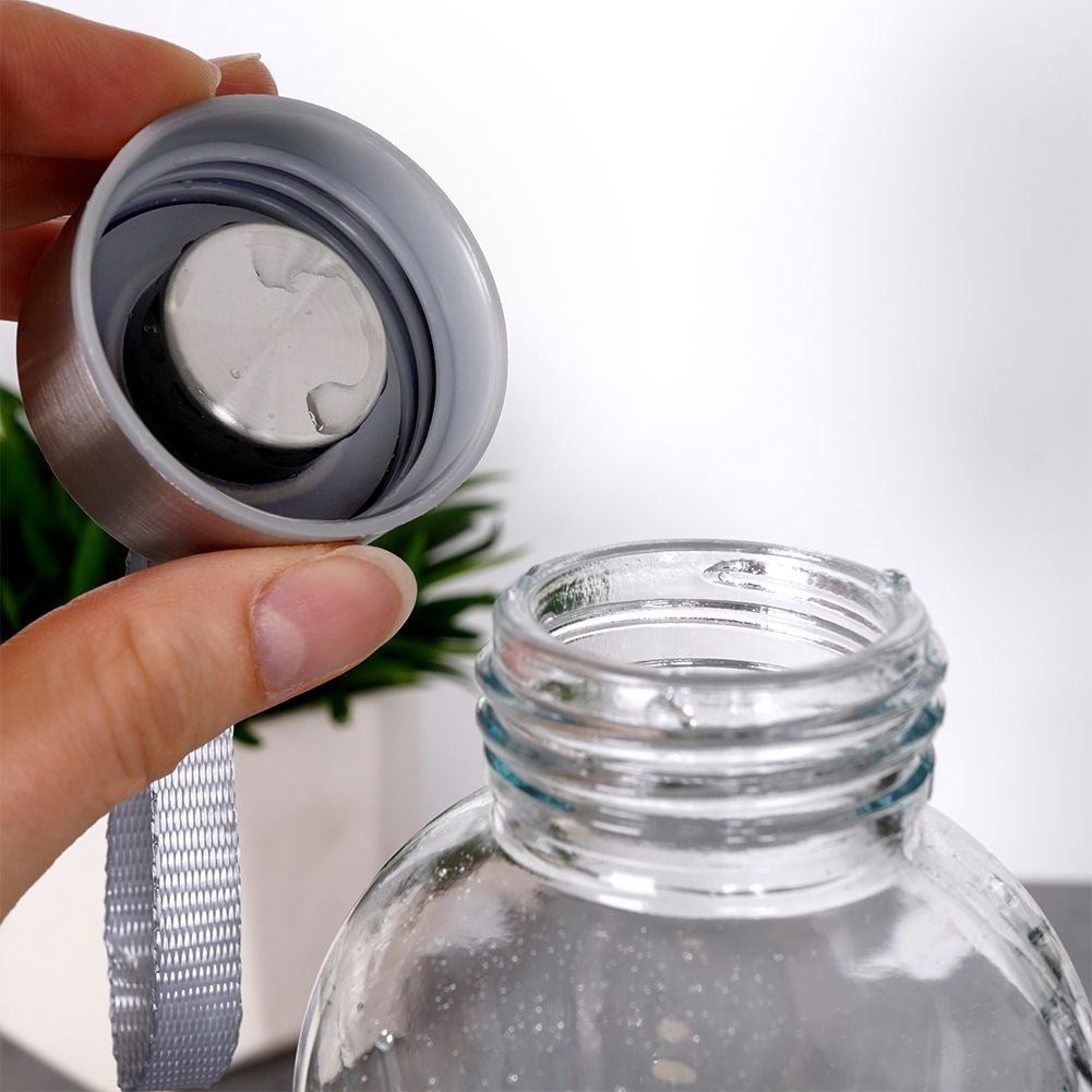 Glass bottle 600 ml with seal and steel lid for all drinks