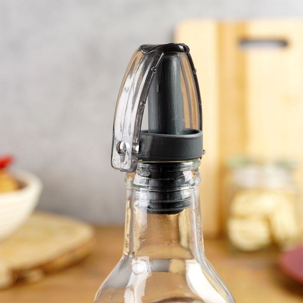 Glass bottle for oil/vinegar with pouring spout and cap