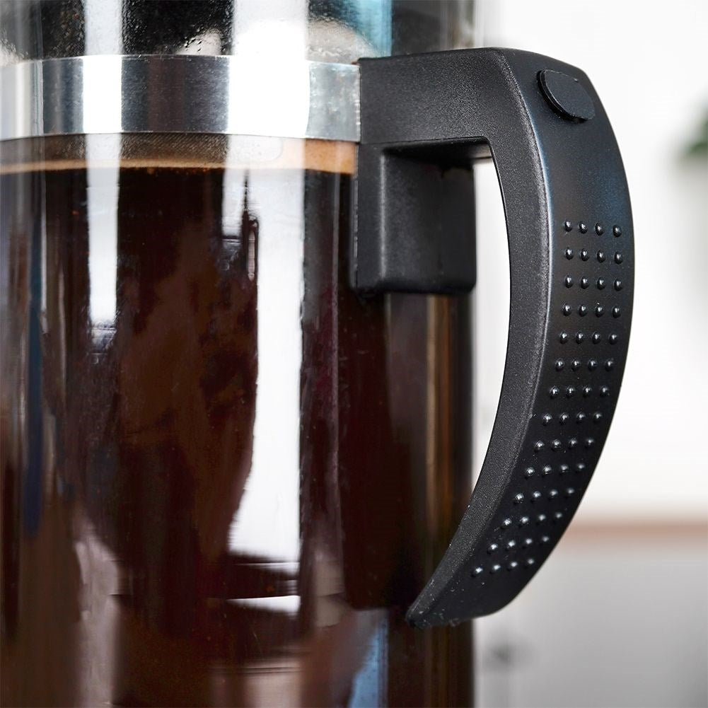 Glass brewer with plunger for coffee, tea and milk frothing.