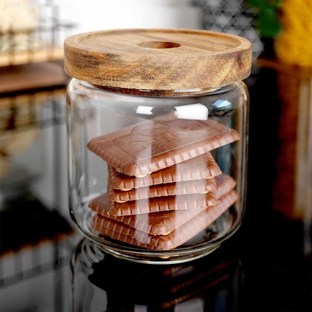 Glass container in borosilicate glass with acacia wood lid