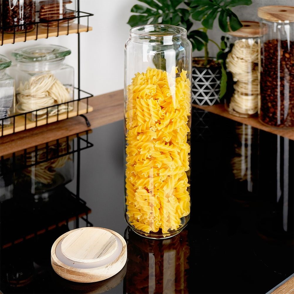 Glass container in borosilicate glass with acacia wood lid