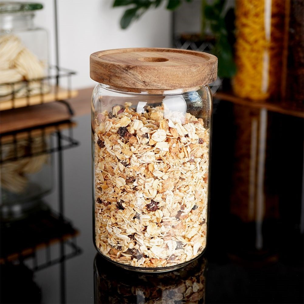 Glass container with acacia wood lid - Food storage in style