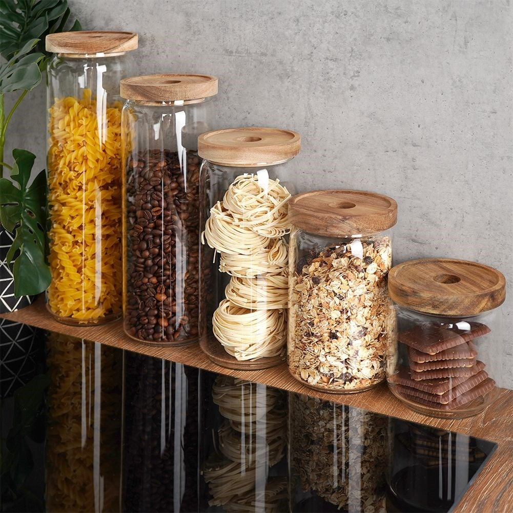 Glass container with acacia wood lid - Food storage in style