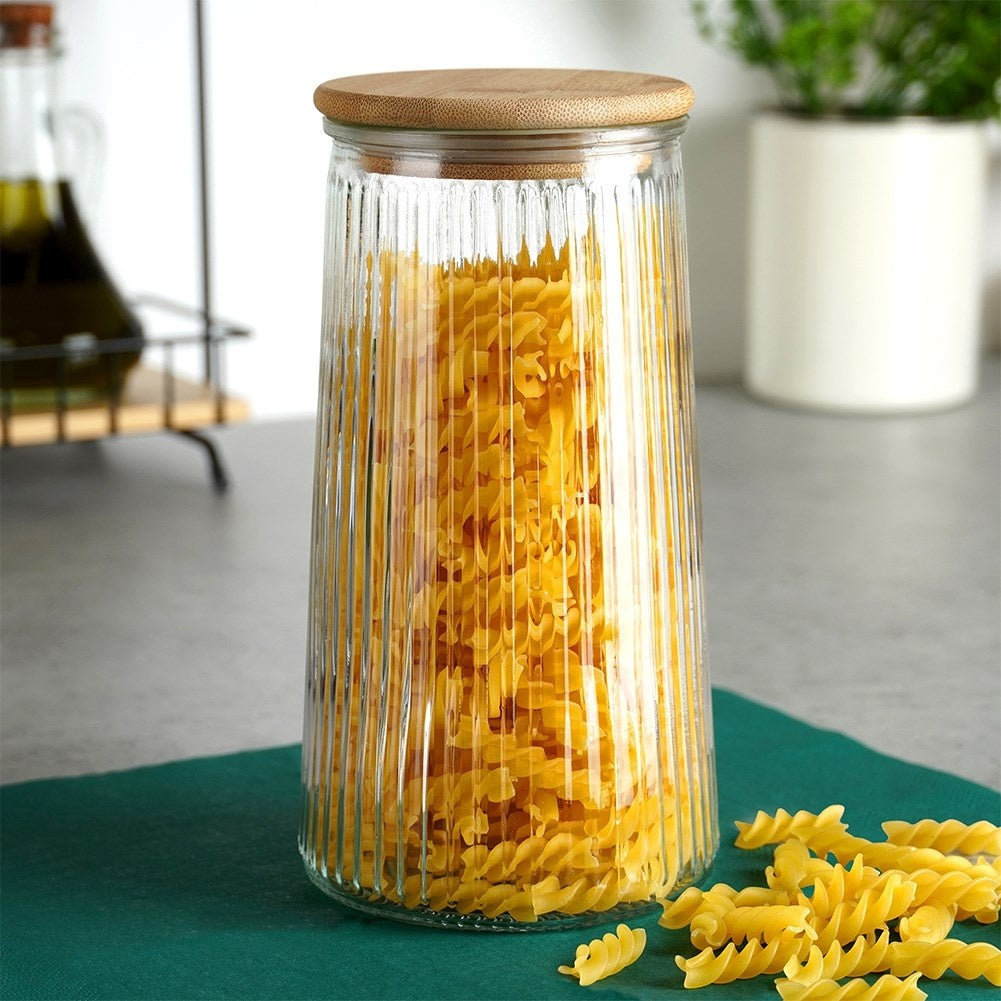 Glass container with bamboo lid - airtight and dishwasher safe