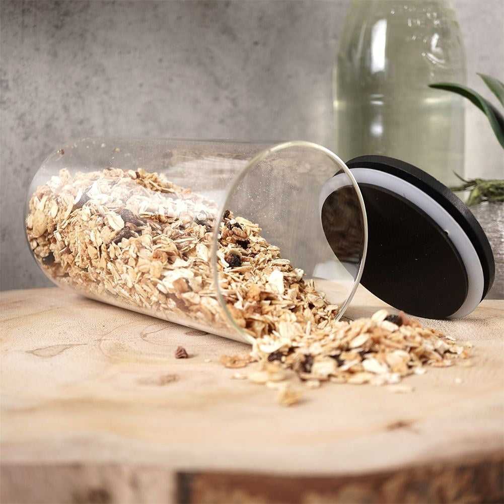 Glass container with bamboo lid and silicone seal