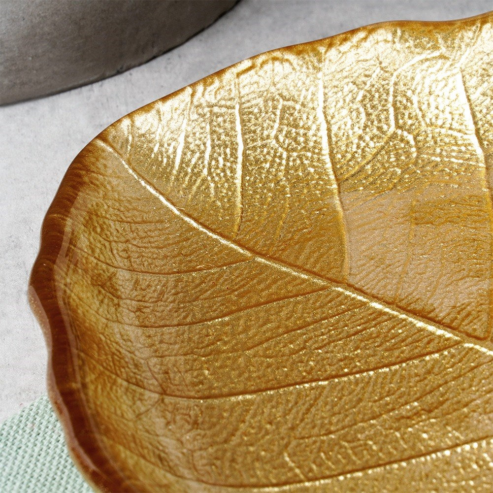 Glass gold leaf serving plate 18x16 cm