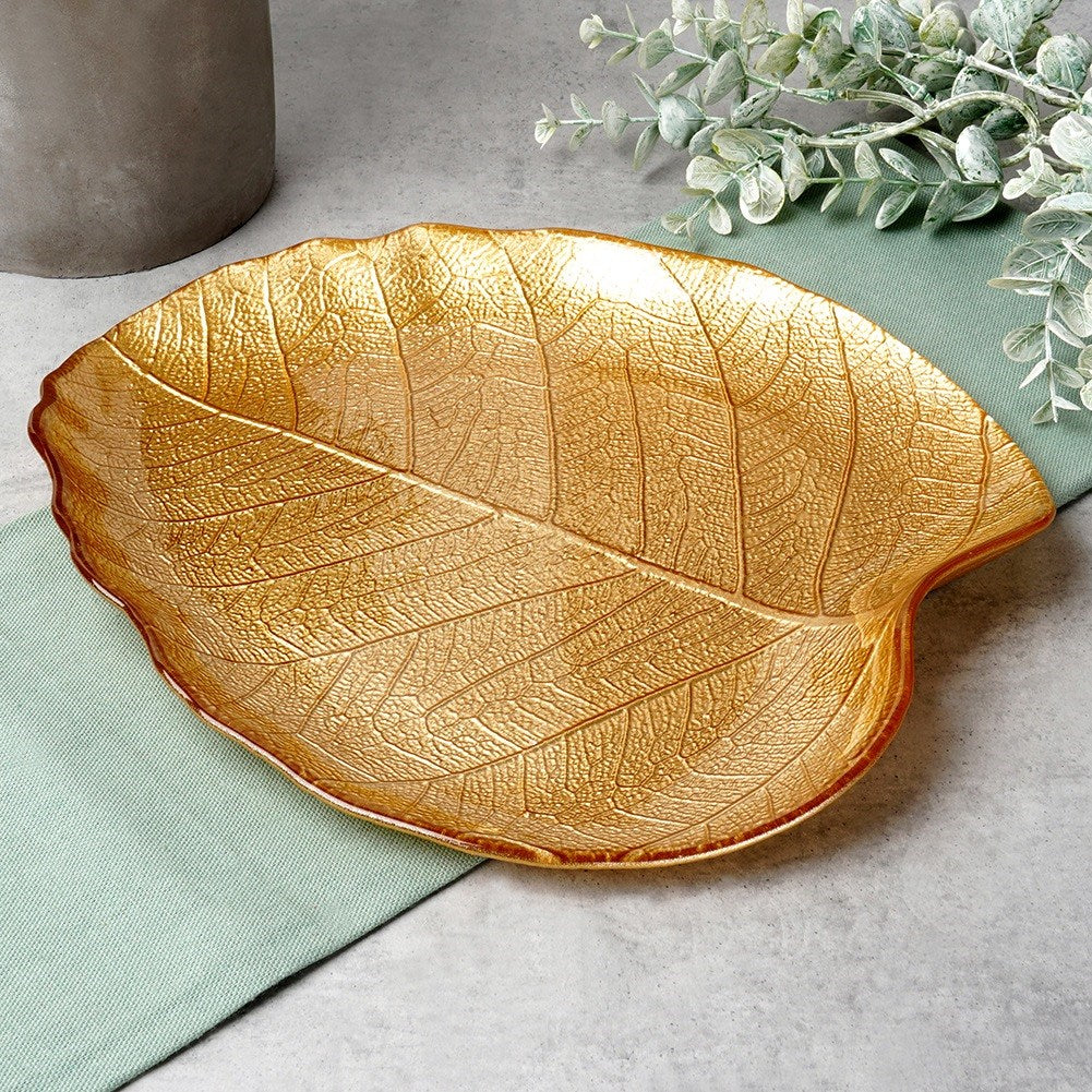 Glass gold leaf serving plate 27.5x24 cm