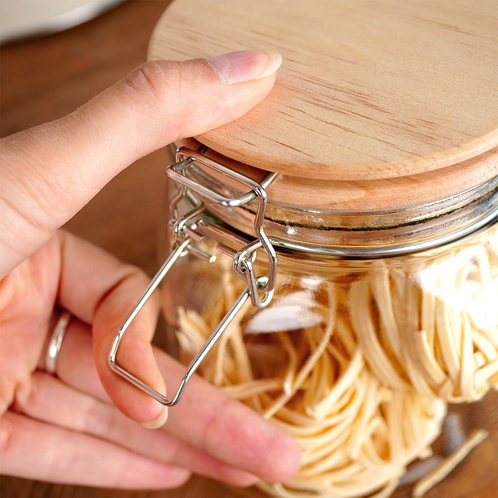 Glass jar 1L with airtight bamboo lid and rubber seal