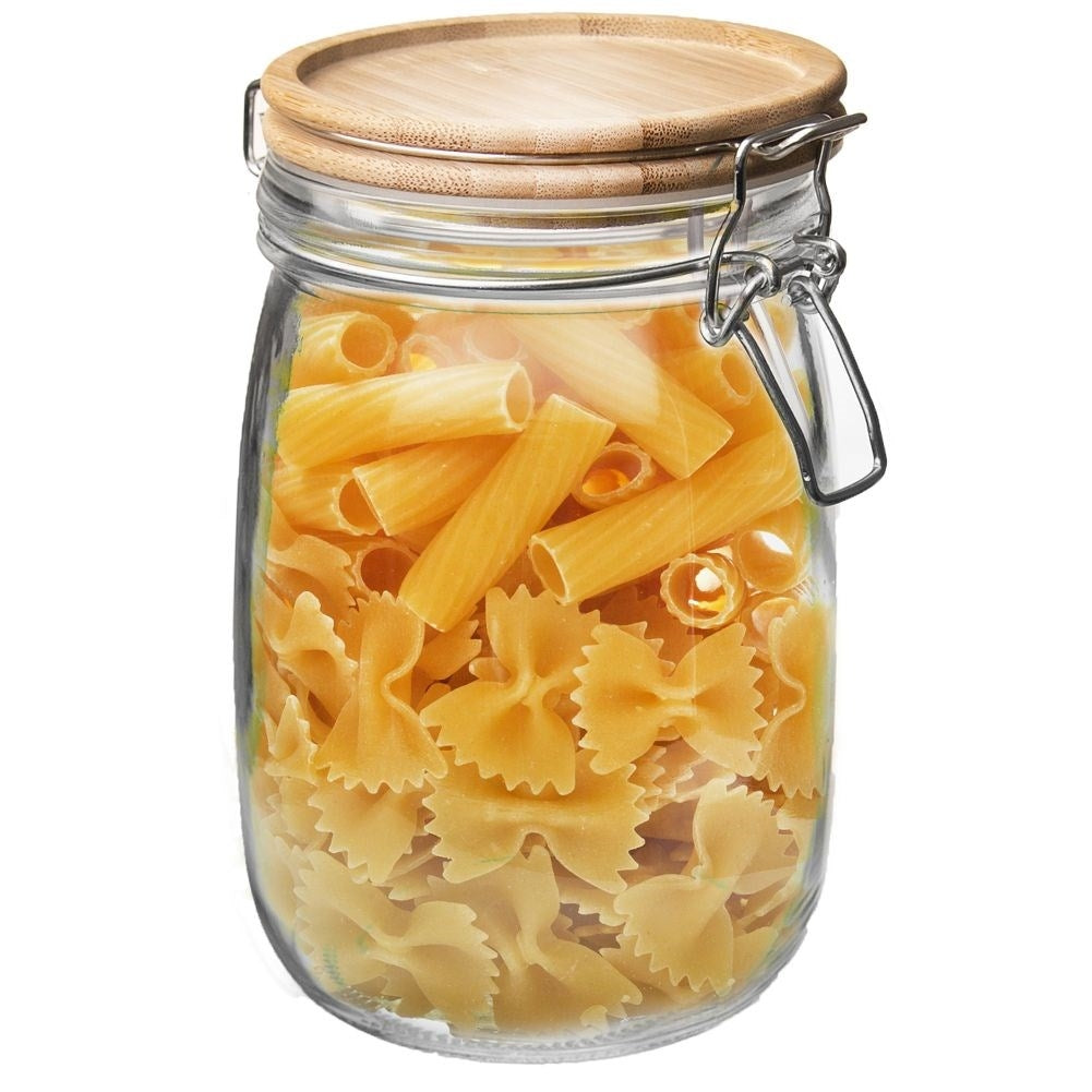 Glass jar with bamboo lid and rubber seal