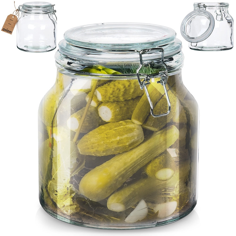 Glass jar with heart pattern and airtight patent closure