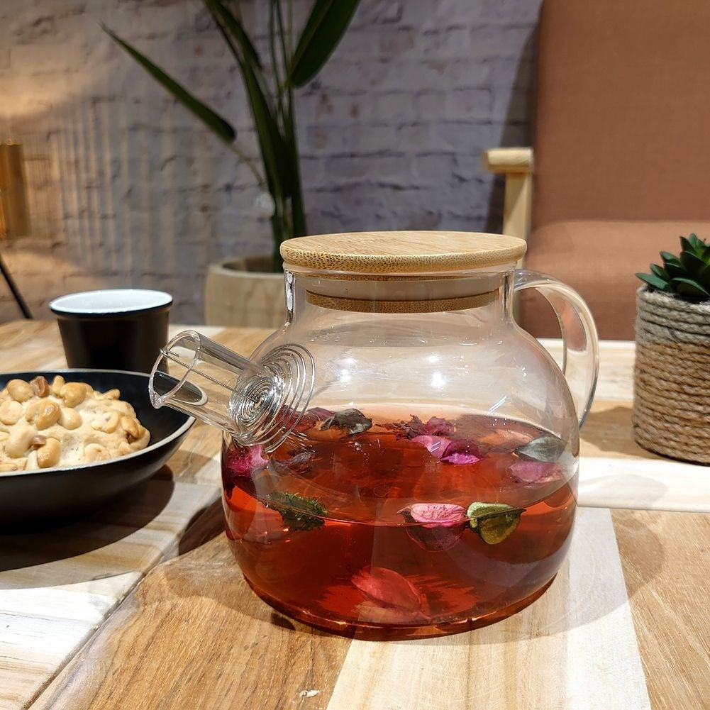 Glass jug with Sieve & Bamboo lid in Borosilicate glass