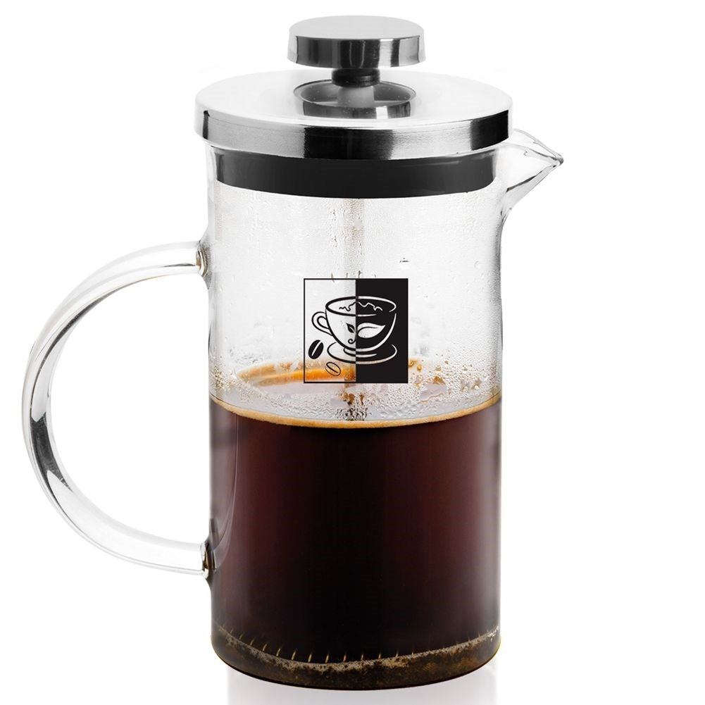 Glass maker with strainer for coffee and tea