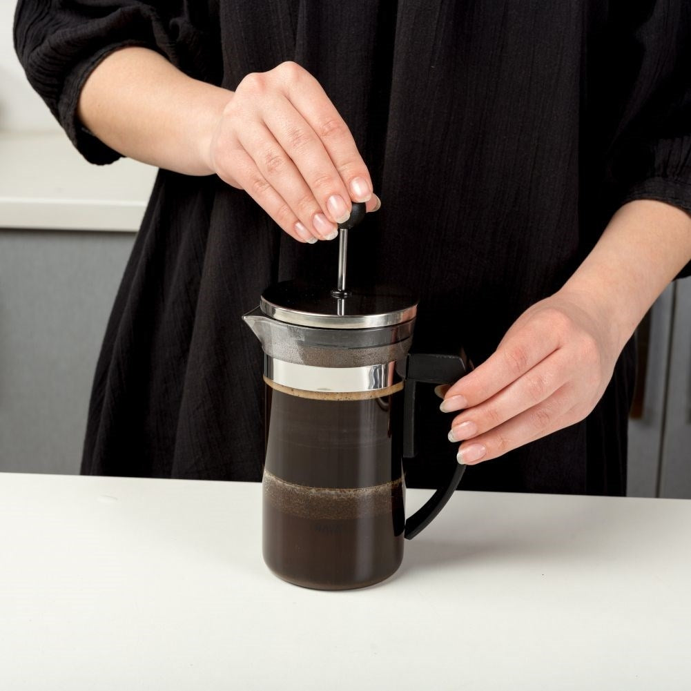 Glass press jug for coffee, tea and milk frothing