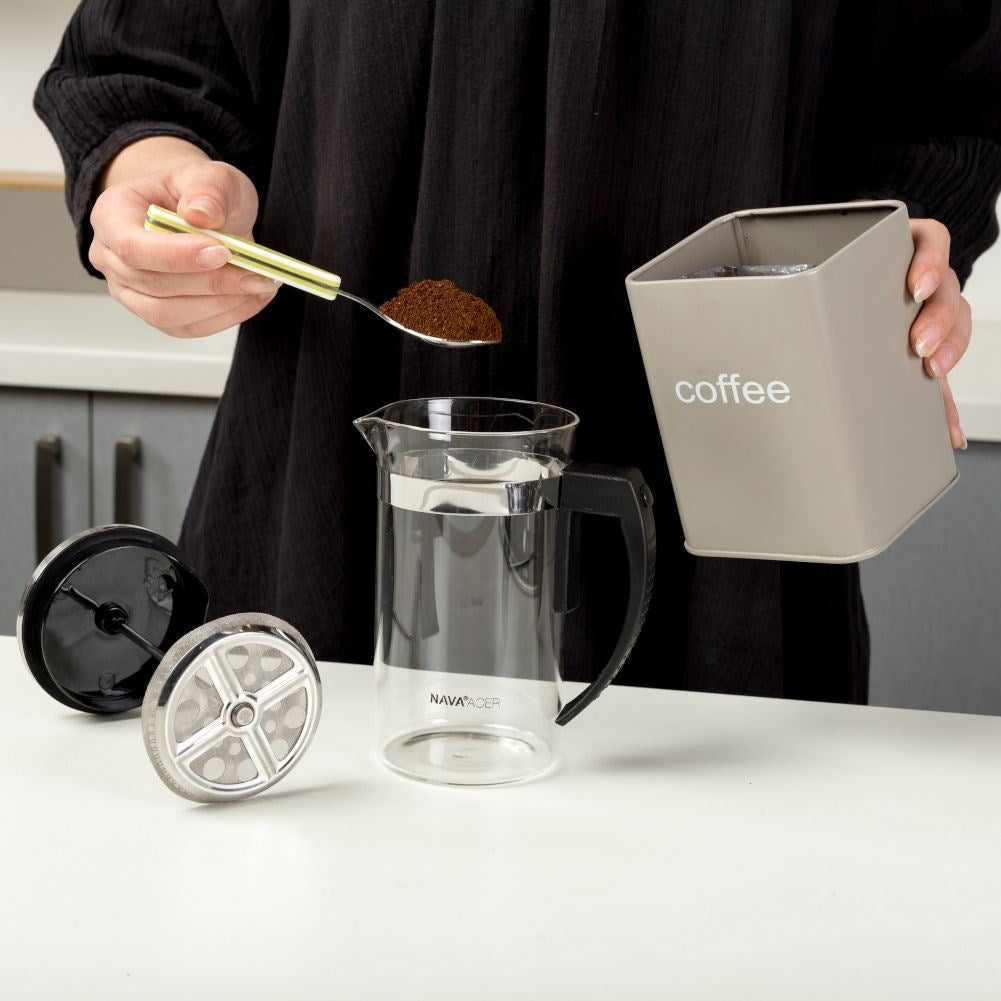 Glass press jug for coffee, tea and milk frothing