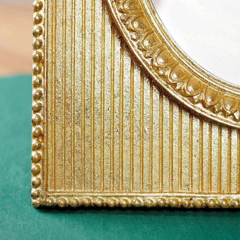 Golden Photo Frame 10x10 cm - Elegant Home Decoration