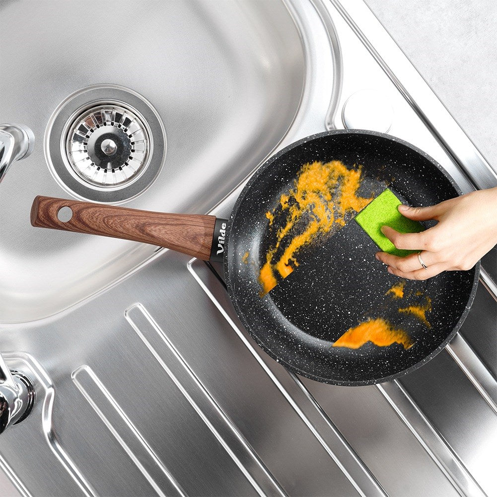 Granite pan BLACK&WOOD 20 cm