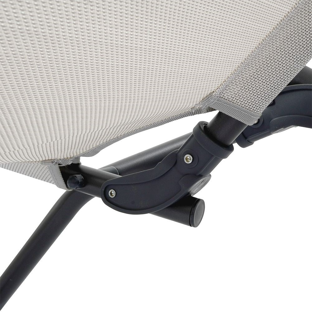 Gravity chair in metal, light gray for garden & beach