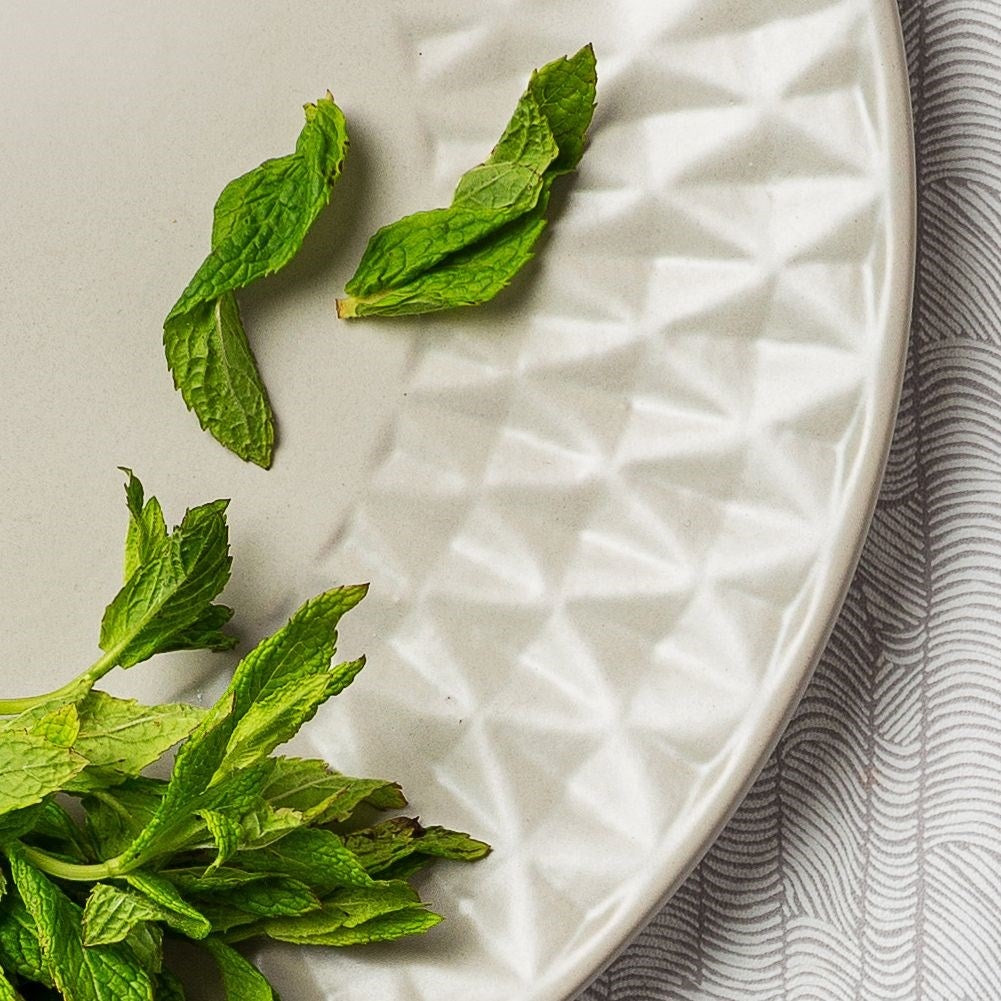 Gray ceramic dinner plate with nice patterns, dishwasher safe