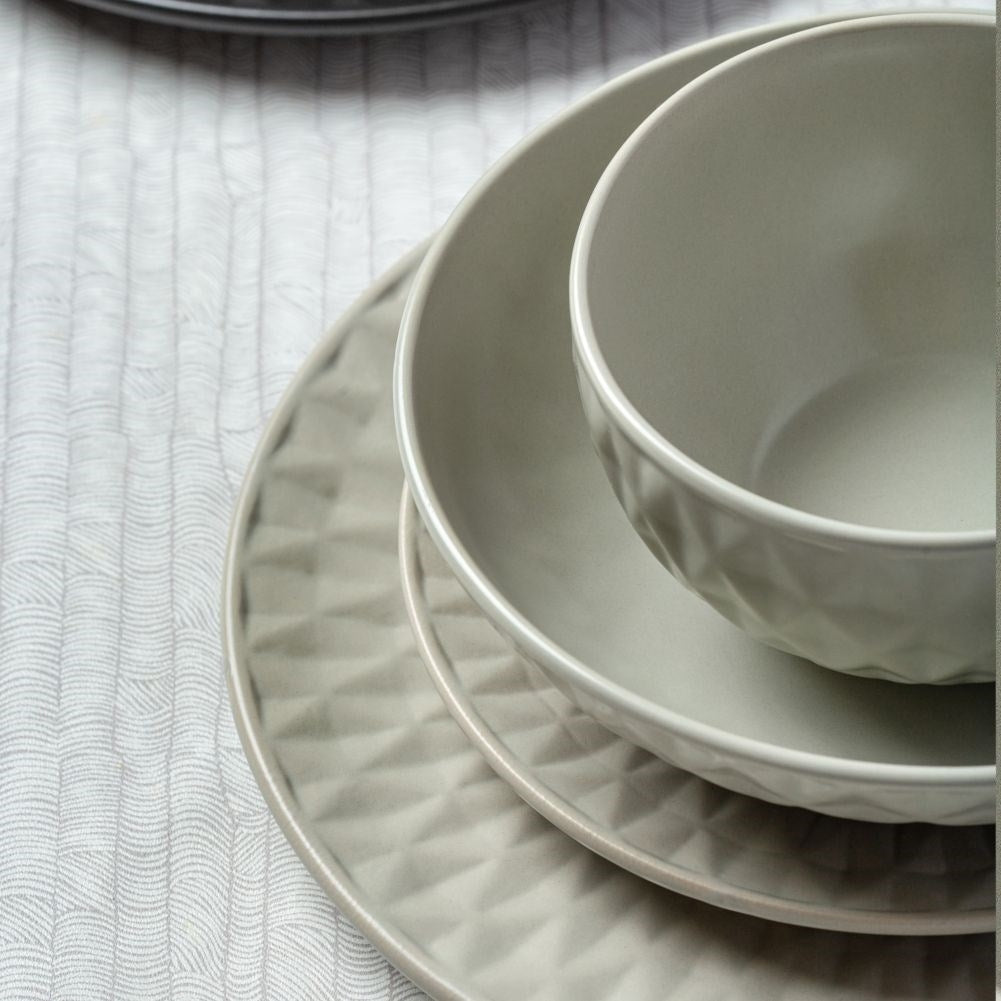 Gray ceramic dinner plate with nice patterns, dishwasher safe