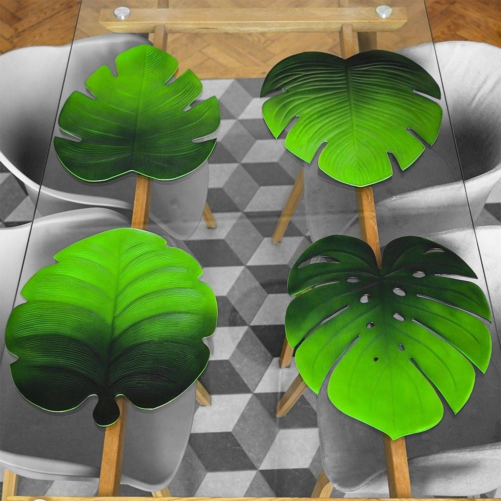 Green Leaf-shaped Kitchen Mat - Protects and Decorates the Table