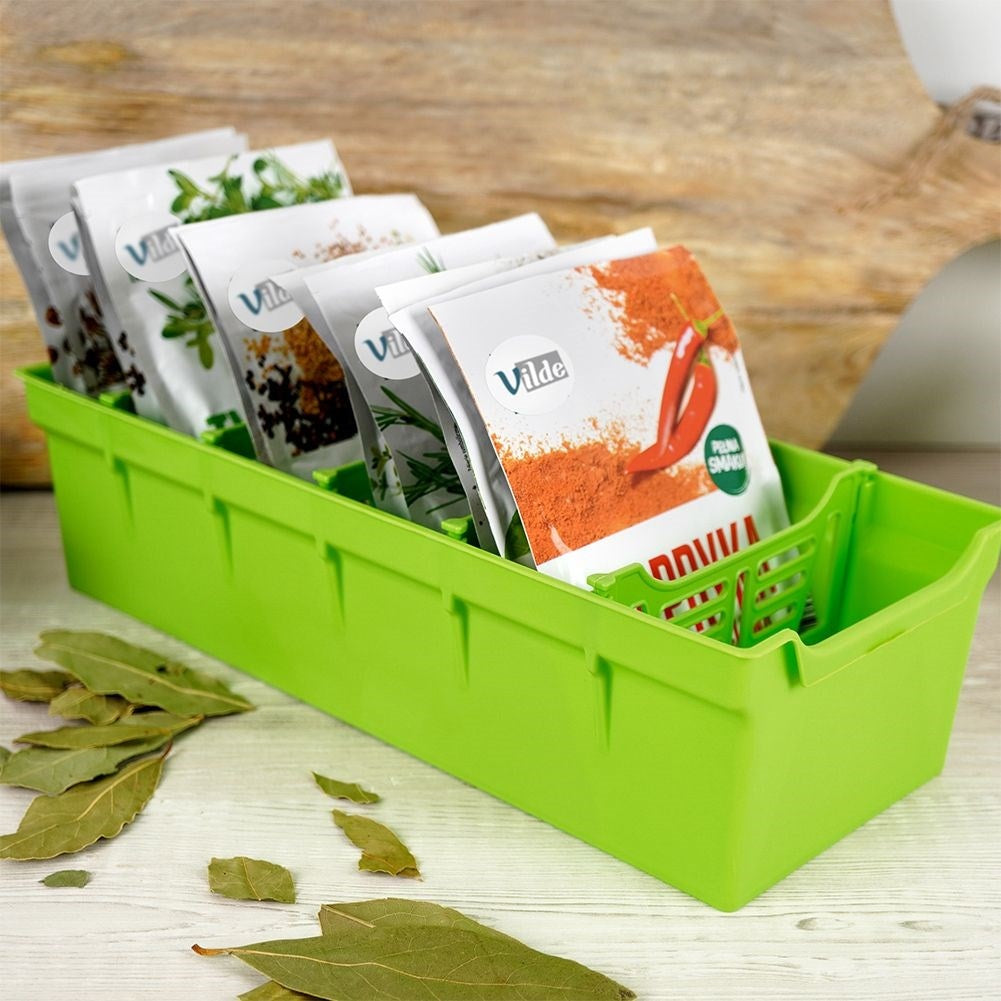 Green spice box with five removable compartments for kitchen organization