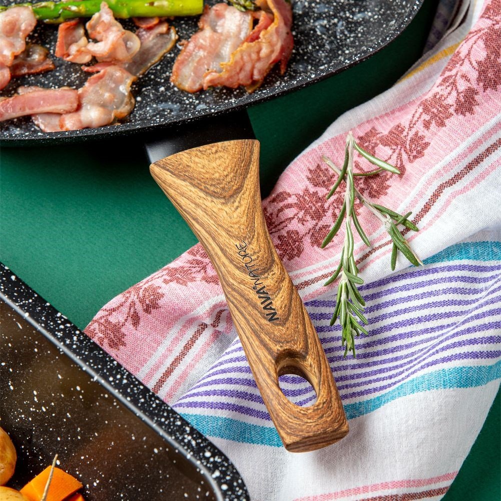 Grill Pan: Square Design & Five-Layer Granite Coating