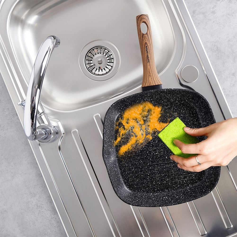 Grill Pan: Square Design & Five-Layer Granite Coating