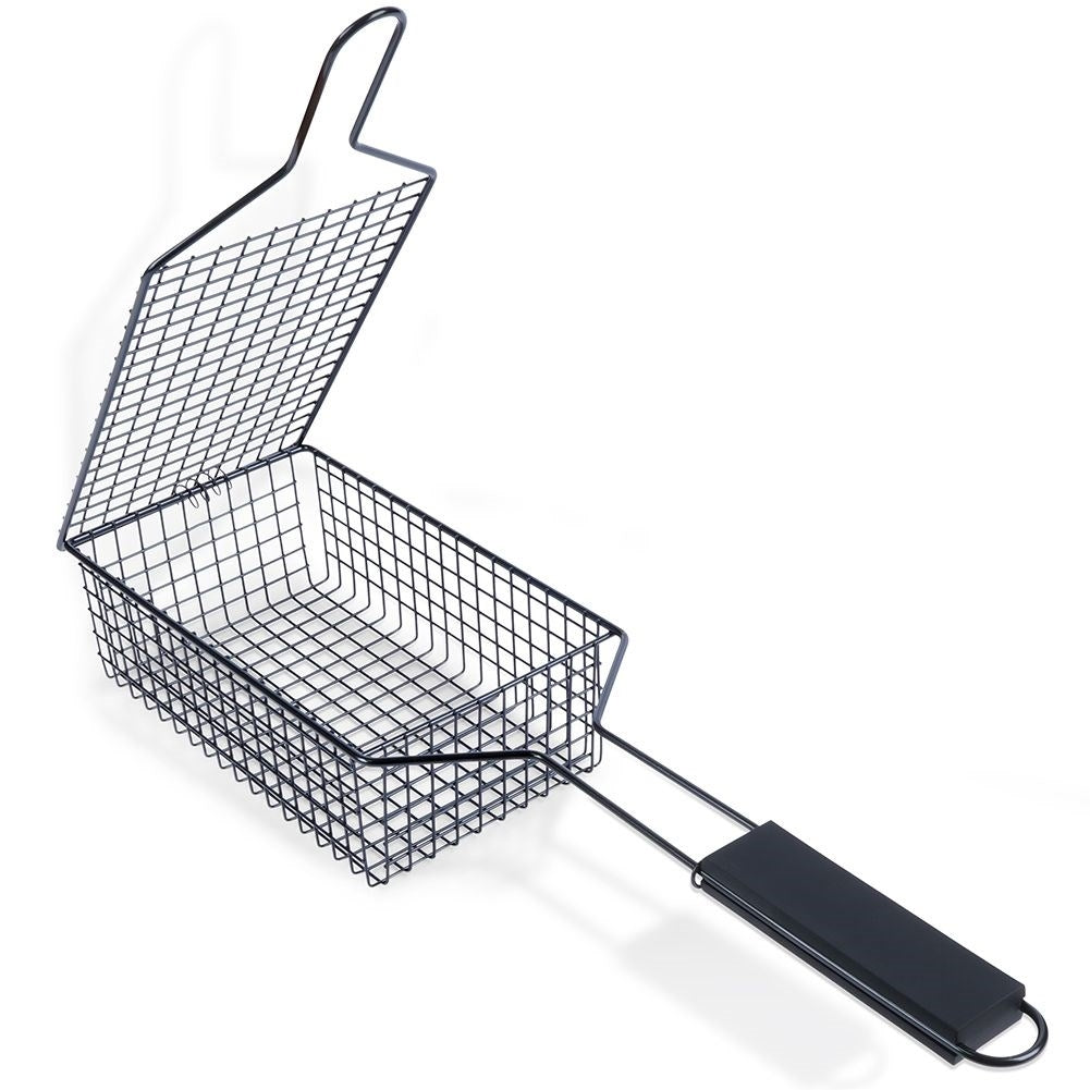 Grill basket with lock for easy cooking on the grill