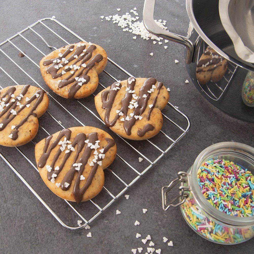 Grill grates for baking, cooling and decoration