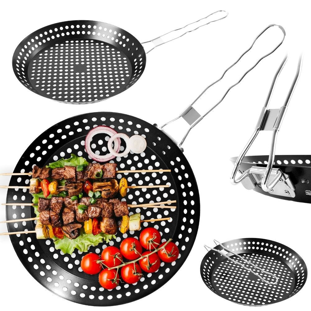 Grill pan: Non-stick, perforated surface, long handle