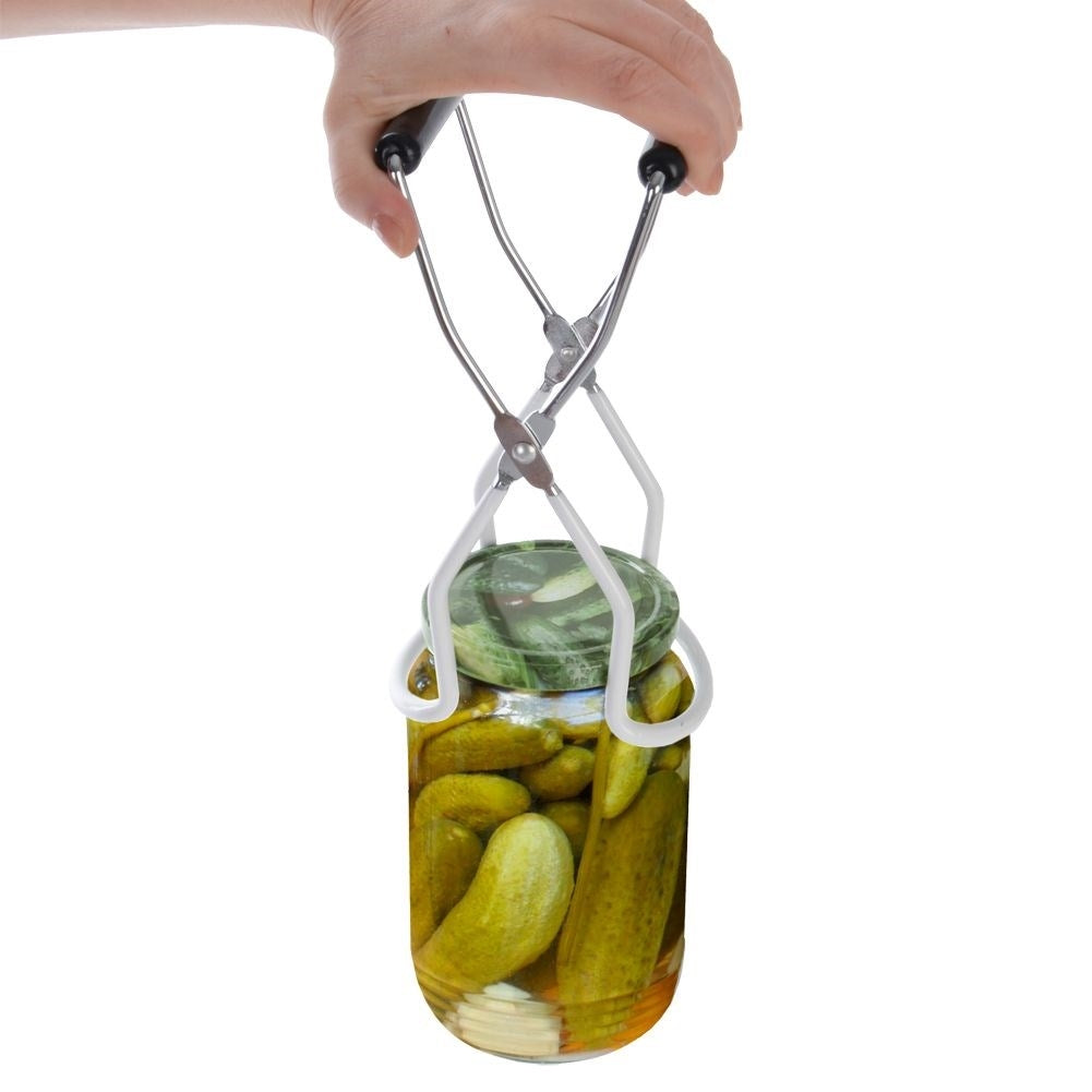 Grippers: Non-slip and safe for hot cans from boiling water